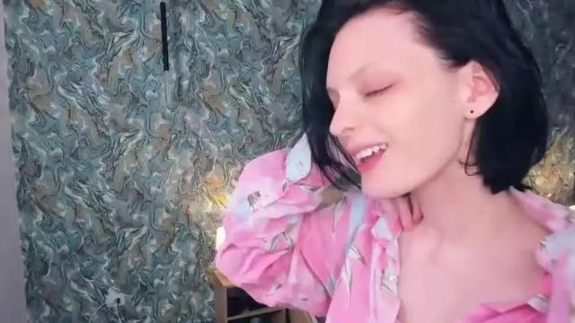 Image 10 of gemmahendry Stream on Chaturbate on 15 months ago