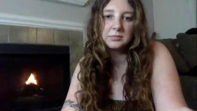 Image 3 of gemmarubyyy Stream on Chaturbate on 18 months ago