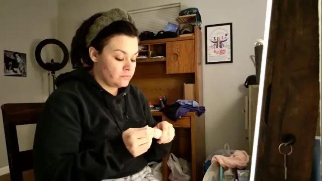 Image 3 of gemmas_body Stream on Chaturbate on 8 months ago