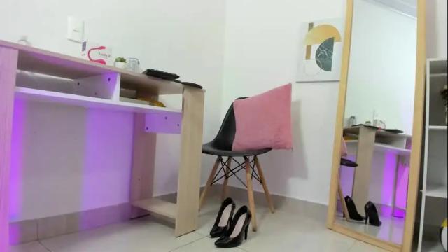 Image 10 of genesis_torres Stream on Chaturbate on 13 days ago
