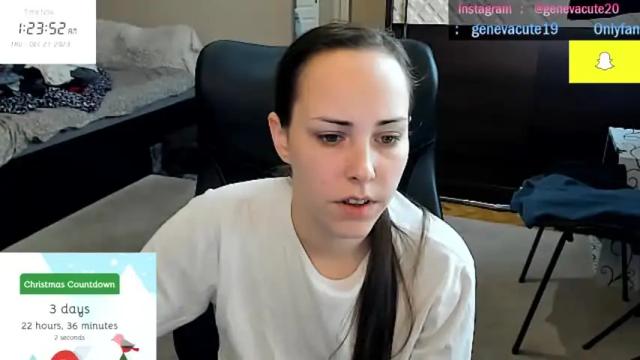 Image 6 of genevacute19 Stream on Chaturbate on 19 months ago
