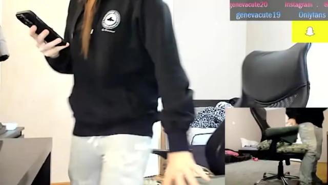 Image 6 of genevacute19 Stream on Chaturbate on 18 months ago