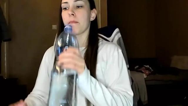 Image 4 of genevacute19 Stream on Chaturbate on 17 months ago