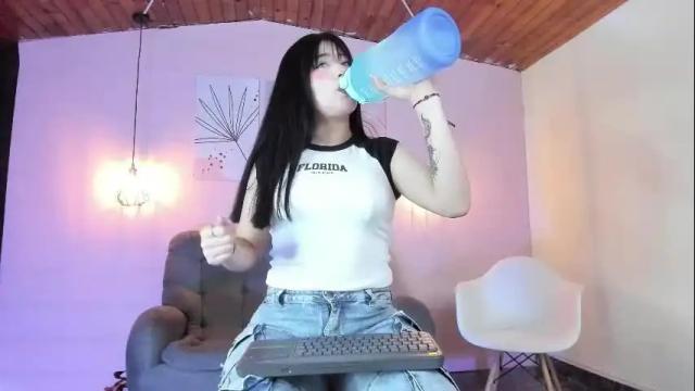 Image 7 of gennesis_love Stream on Chaturbate on 1 month ago