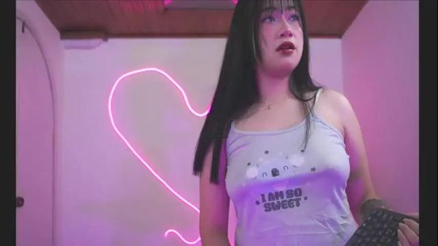 Image 2 of gennesis_love Stream on Chaturbate on 1 month ago