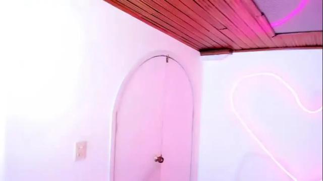 Image 12 of gennesis_love Stream on Chaturbate on 1 month ago