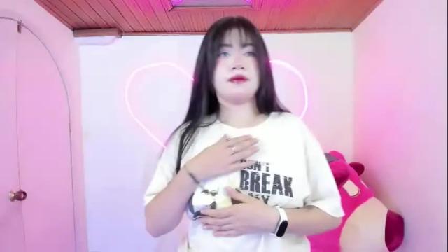 Image 8 of gennesis_love Stream on Chaturbate on 1 month ago