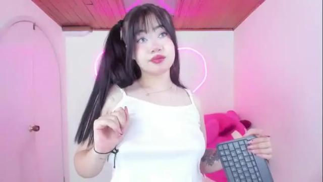 Image 10 of gennesis_love Stream on Chaturbate on 1 day ago