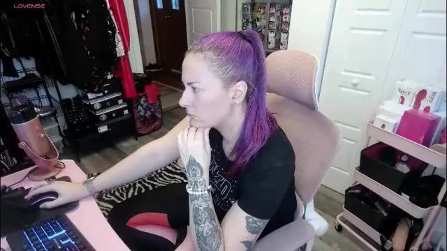 Thumbnail 3, gennyrock's Stream at Chaturbate, 2 months ago