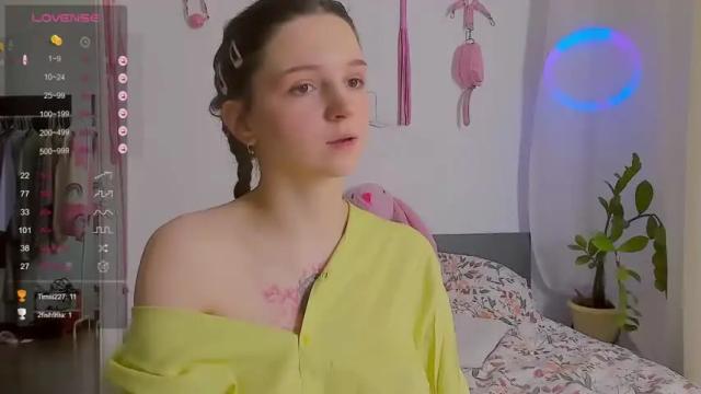 Image 11 of gentle_soull Stream on Chaturbate on 13 months ago