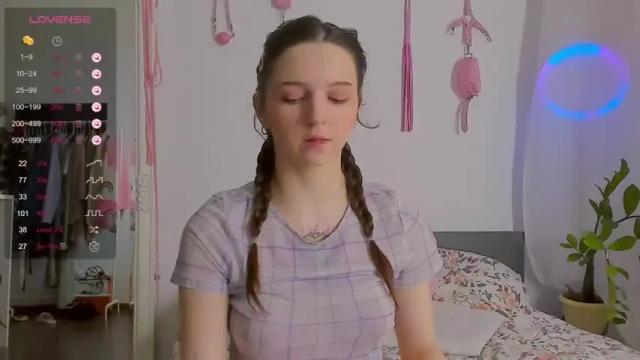Image 4 of gentle_soull Stream on Chaturbate on 13 months ago