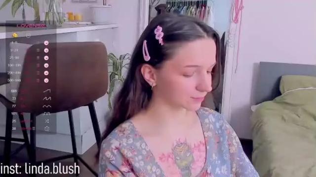 Thumbnail 3, gentle_soull's Stream at Chaturbate, 13 months ago