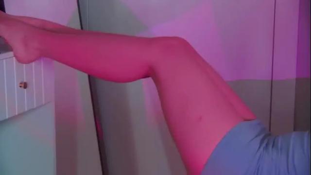 Image 7 of gentlerossi Stream on Chaturbate on 1 month ago