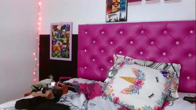 Image 4 of georgia_klaudet Stream on Chaturbate on 1 month ago