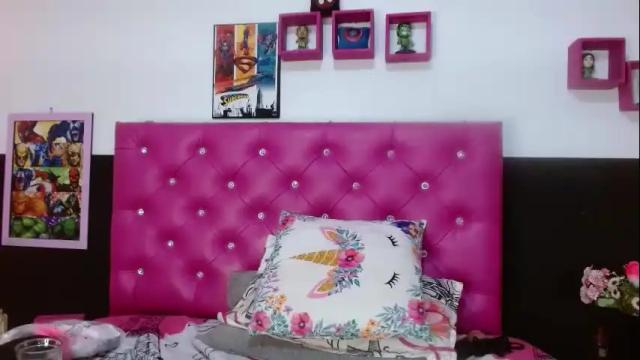 Image 6 of georgia_klaudet Stream on Chaturbate on 1 month ago