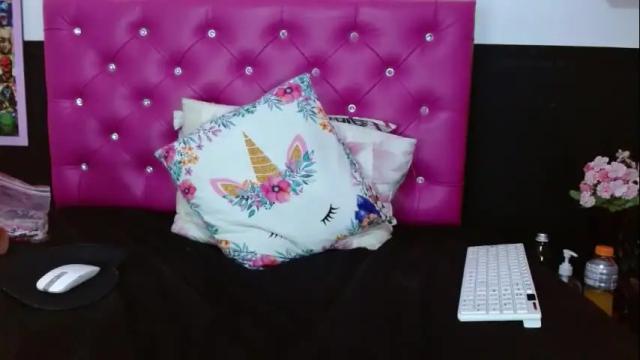 Image 11 of georgia_klaudet Stream on Chaturbate on 22 days ago