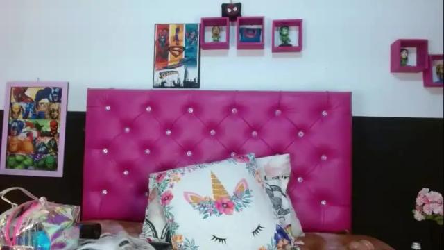 Image 4 of georgia_klaudet Stream on Chaturbate on 17 days ago