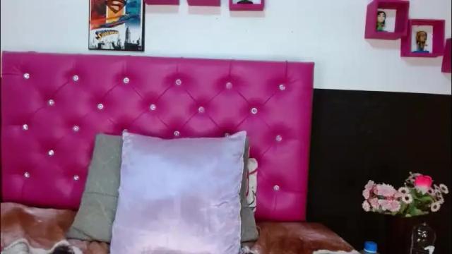 Image 10 of georgia_klaudet Stream on Chaturbate on 3 days ago