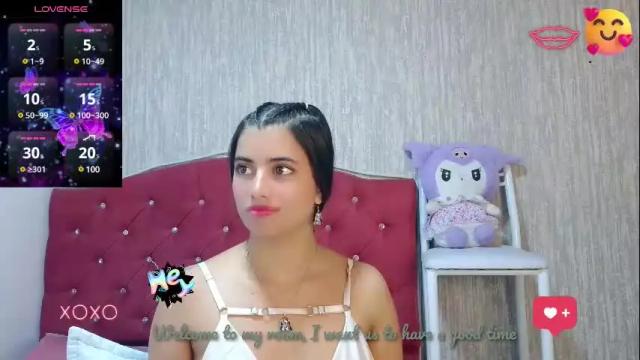 Image 4 of georgia_oli Stream on Chaturbate on 1 month ago