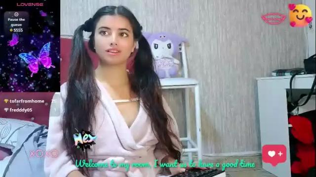 Image 2 of georgia_oli Stream on Chaturbate on 1 month ago