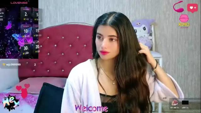 Image 4 of georgia_oli Stream on Chaturbate on 25 days ago