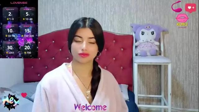Image 8 of georgia_oli Stream on Chaturbate on 19 days ago