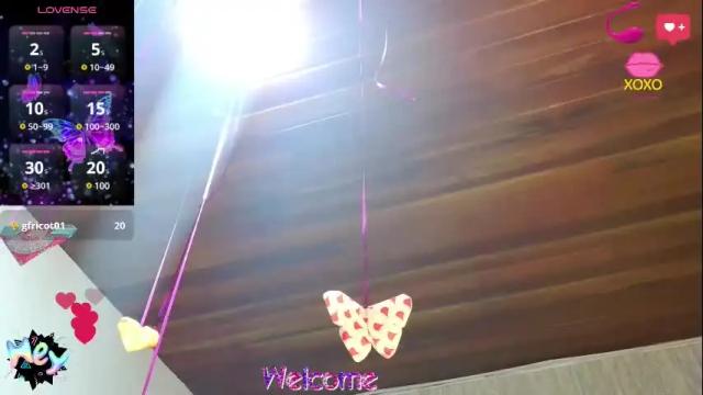 Image 2 of georgia_oli Stream on Chaturbate on 12 days ago