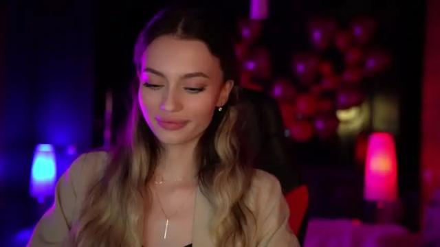 Image 11 of georgiamorandi Stream on Chaturbate on 15 months ago