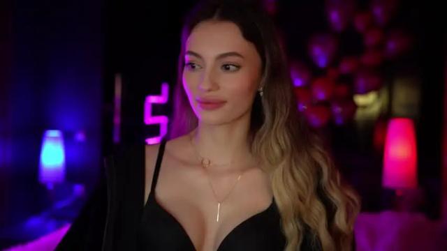 Image 2 of georgiamorandi Stream on Chaturbate on 15 months ago