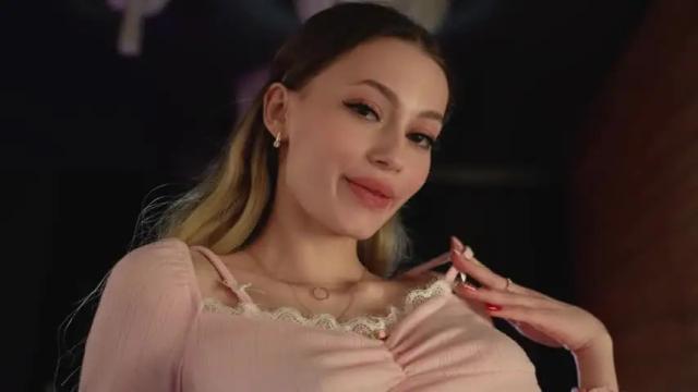 Image 12 of georgiamorandi Stream on Chaturbate on 14 months ago