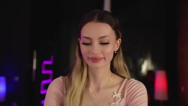 Image 7 of georgiamorandi Stream on Chaturbate on 14 months ago