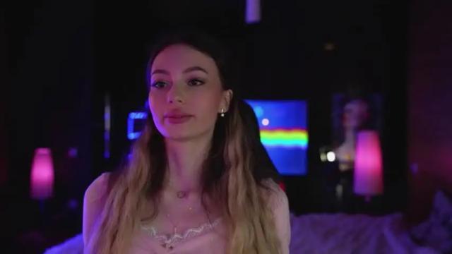 Image 8 of georgiamorandi Stream on Chaturbate on 14 months ago