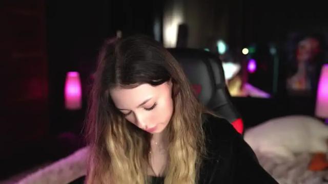 Image 7 of georgiamorandi Stream on Chaturbate on 13 months ago