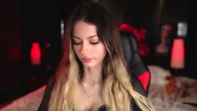 Image 3 of georgiamorandi Stream on Chaturbate on 13 months ago