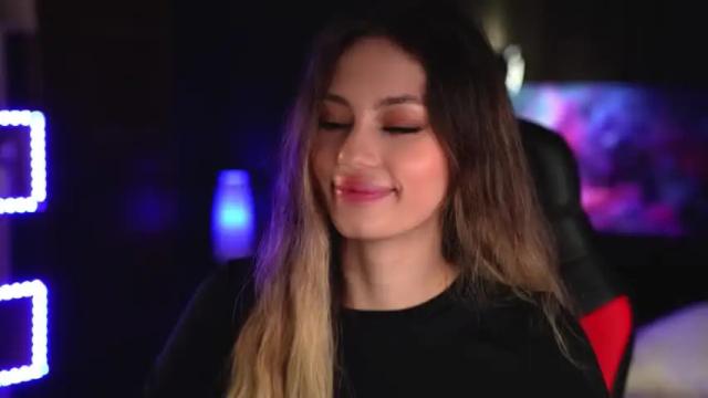 Image 12 of georgiamorandi Stream on Chaturbate on 13 months ago
