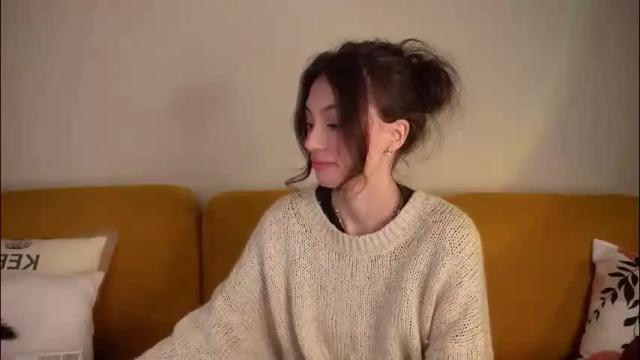 Image 2 of georgiamorandi Stream on Chaturbate on 2 months ago