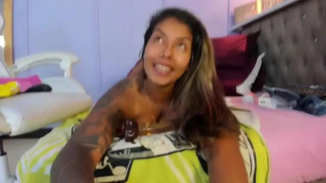 Image 6 of georgina_coule Stream on Chaturbate on 14 months ago