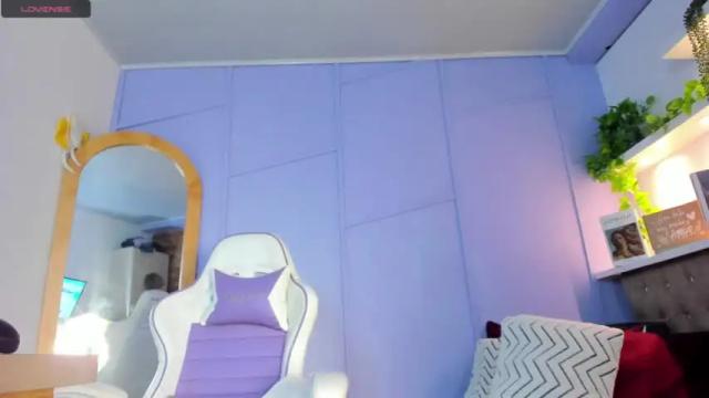 Image 2 of georgina_coule Stream on Chaturbate on 18 months ago