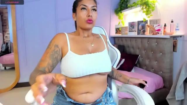 Image 8 of georgina_coule Stream on Chaturbate on 14 months ago
