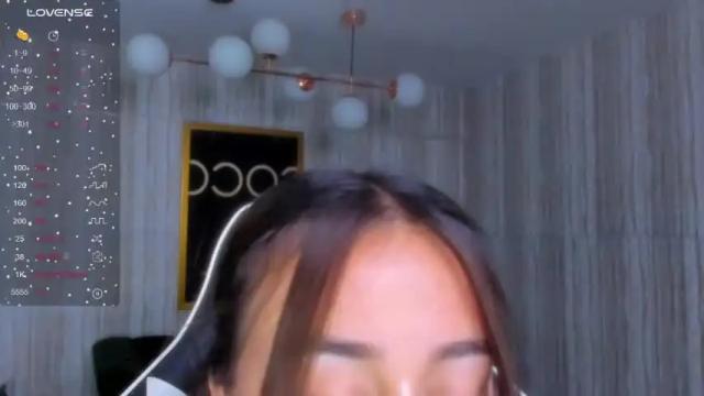 Image 10 of georgina_t_ Stream on Chaturbate on 16 months ago
