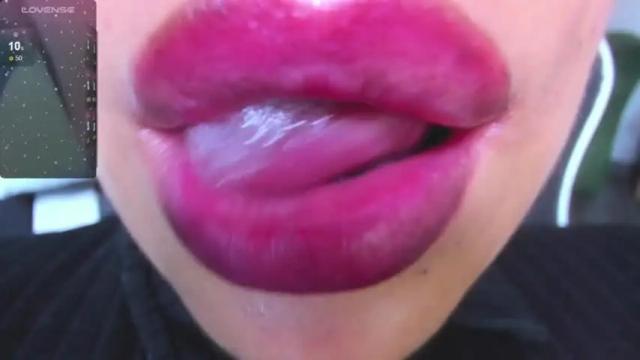Image 11 of georgina_t_ Stream on Chaturbate on 15 months ago