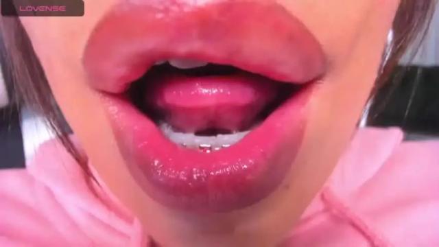 Image 7 of georgina_t_ Stream on Chaturbate on 14 months ago
