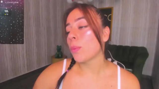 Image 4 of georgina_t_ Stream on Chaturbate on 14 months ago