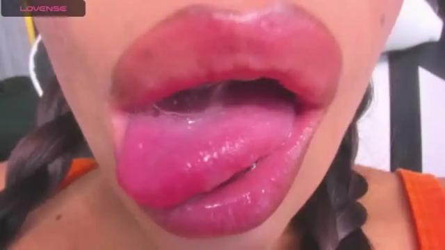 Image 3 of georgina_t_ Stream on Chaturbate on 14 months ago