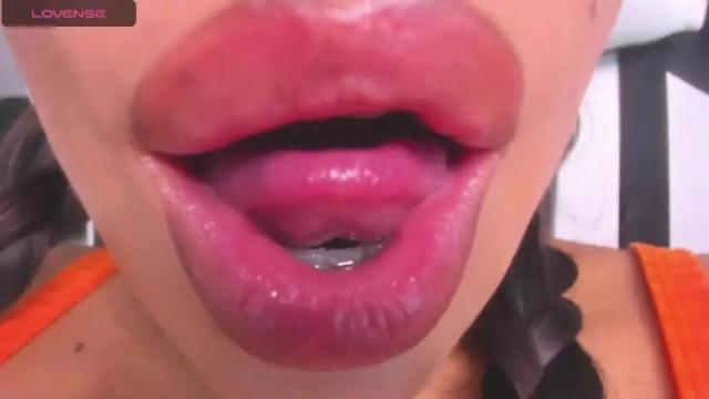 Image 6 of georgina_t_ Stream on Chaturbate on 14 months ago