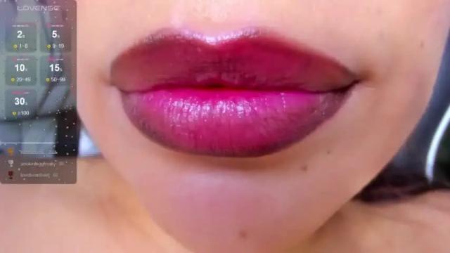 Image 10 of georgina_t_ Stream on Chaturbate on 13 months ago