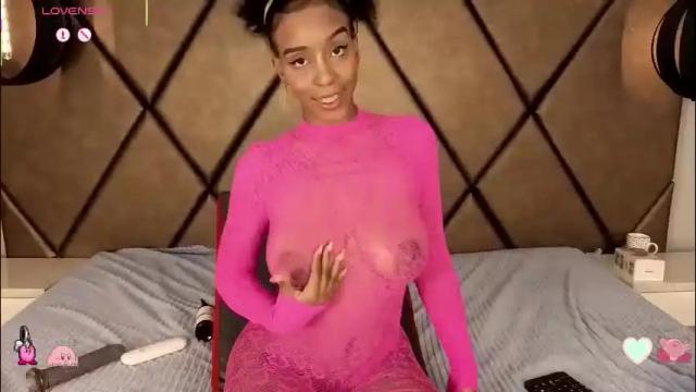 Image 11 of georgis__ Stream on Chaturbate on 2 months ago