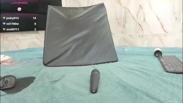 Image 2 of georgis__ Stream on Chaturbate on 1 month ago