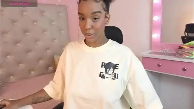 Image 6 of georgis__ Stream on Chaturbate on 1 month ago