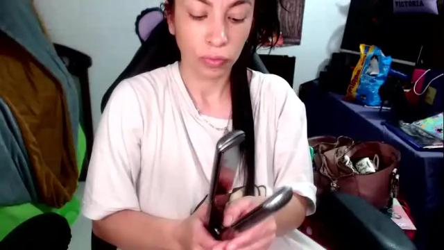 Image 2 of georgy_girl_ Stream on Chaturbate on 1 month ago